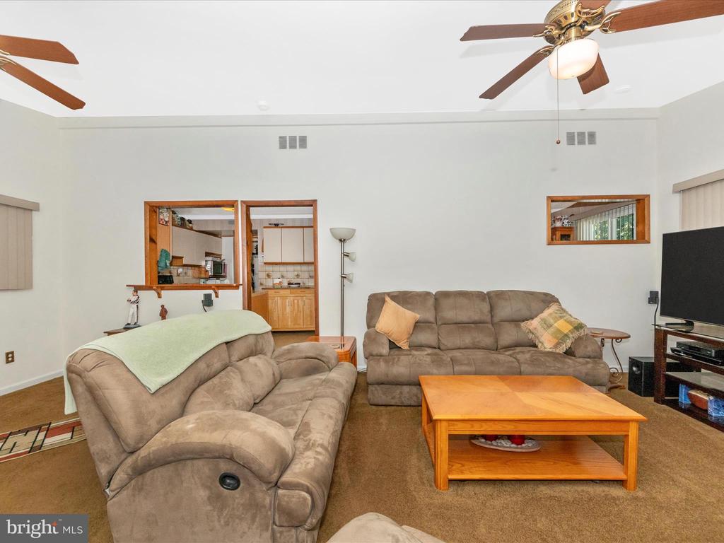 15211 NOBLEWOOD LANE