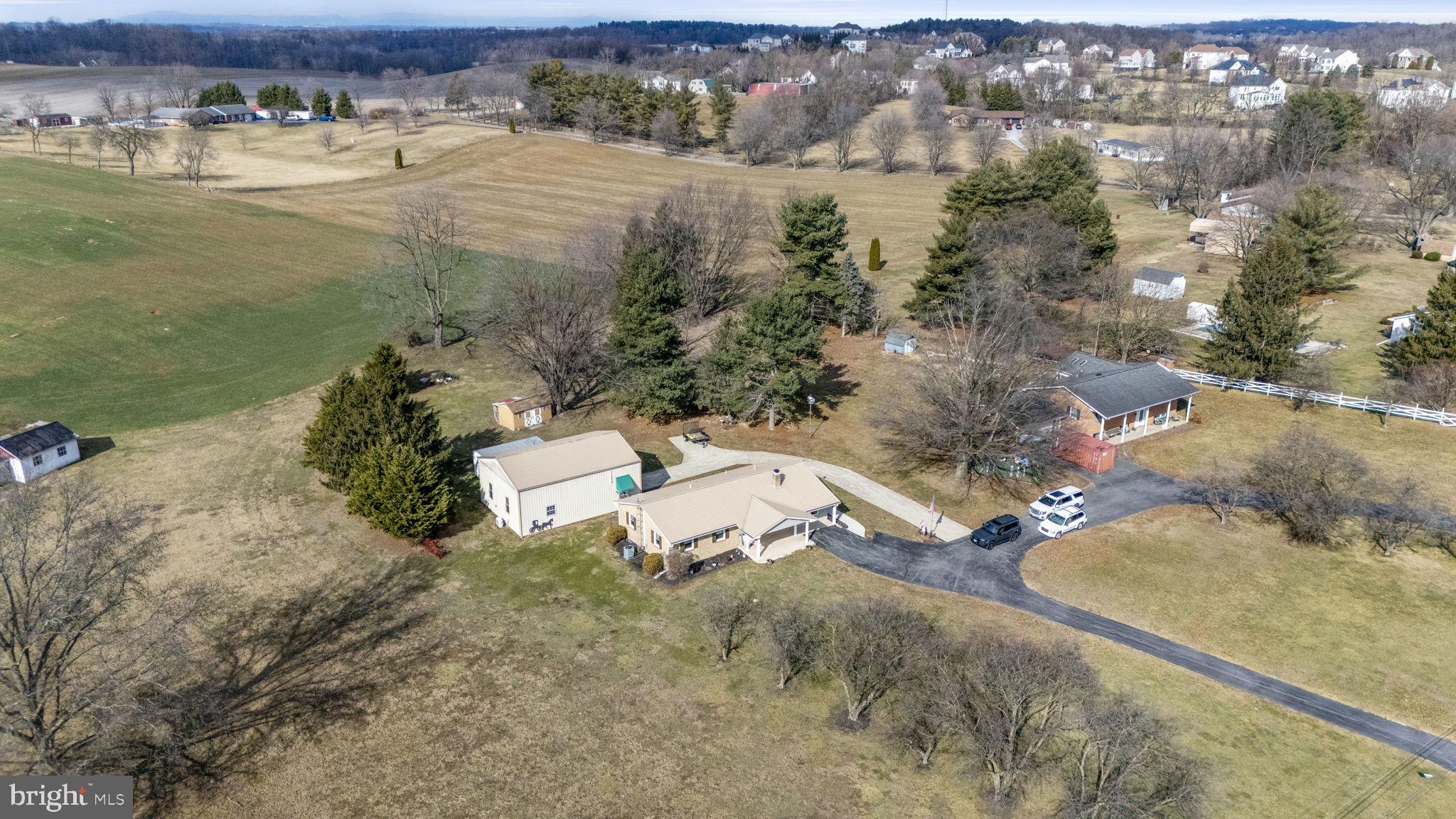 8812 MAPLEVILLE ROAD