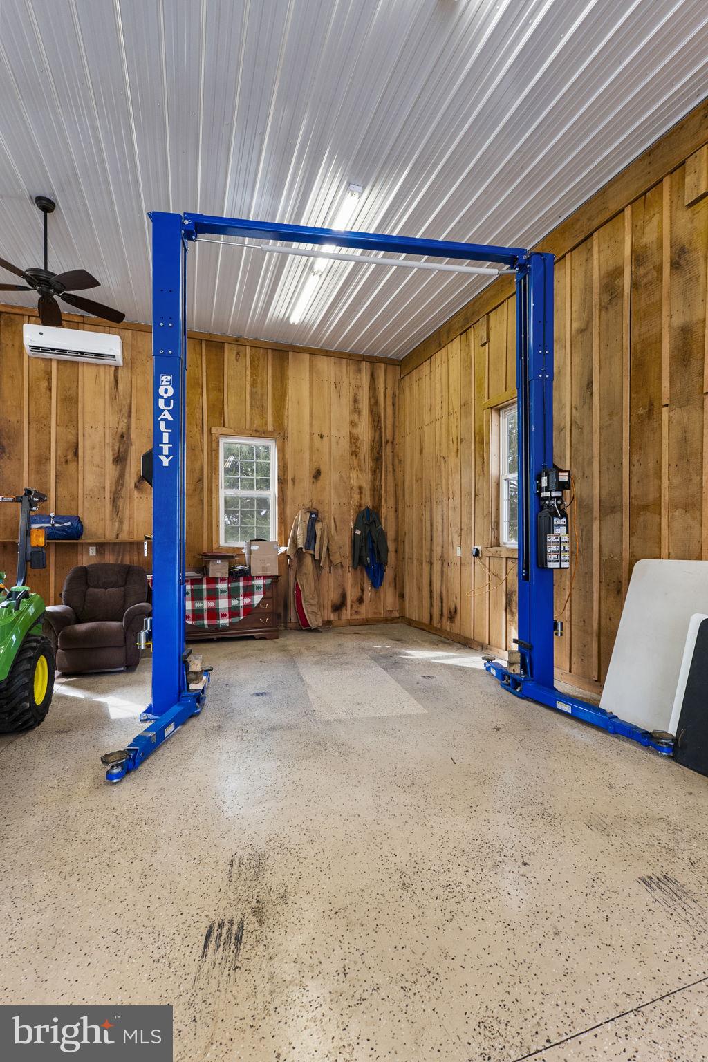 8812 MAPLEVILLE ROAD