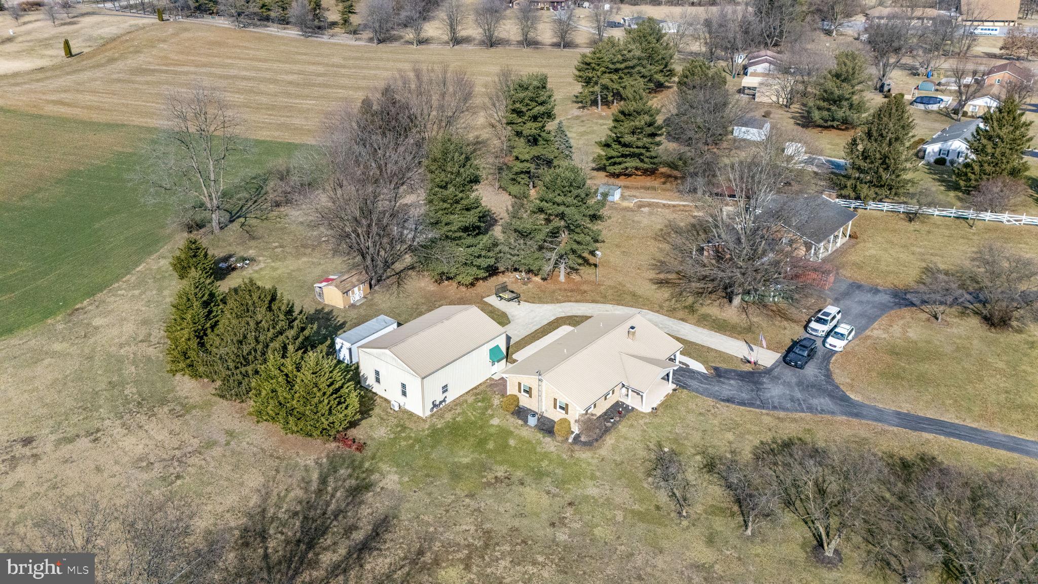 8812 MAPLEVILLE ROAD