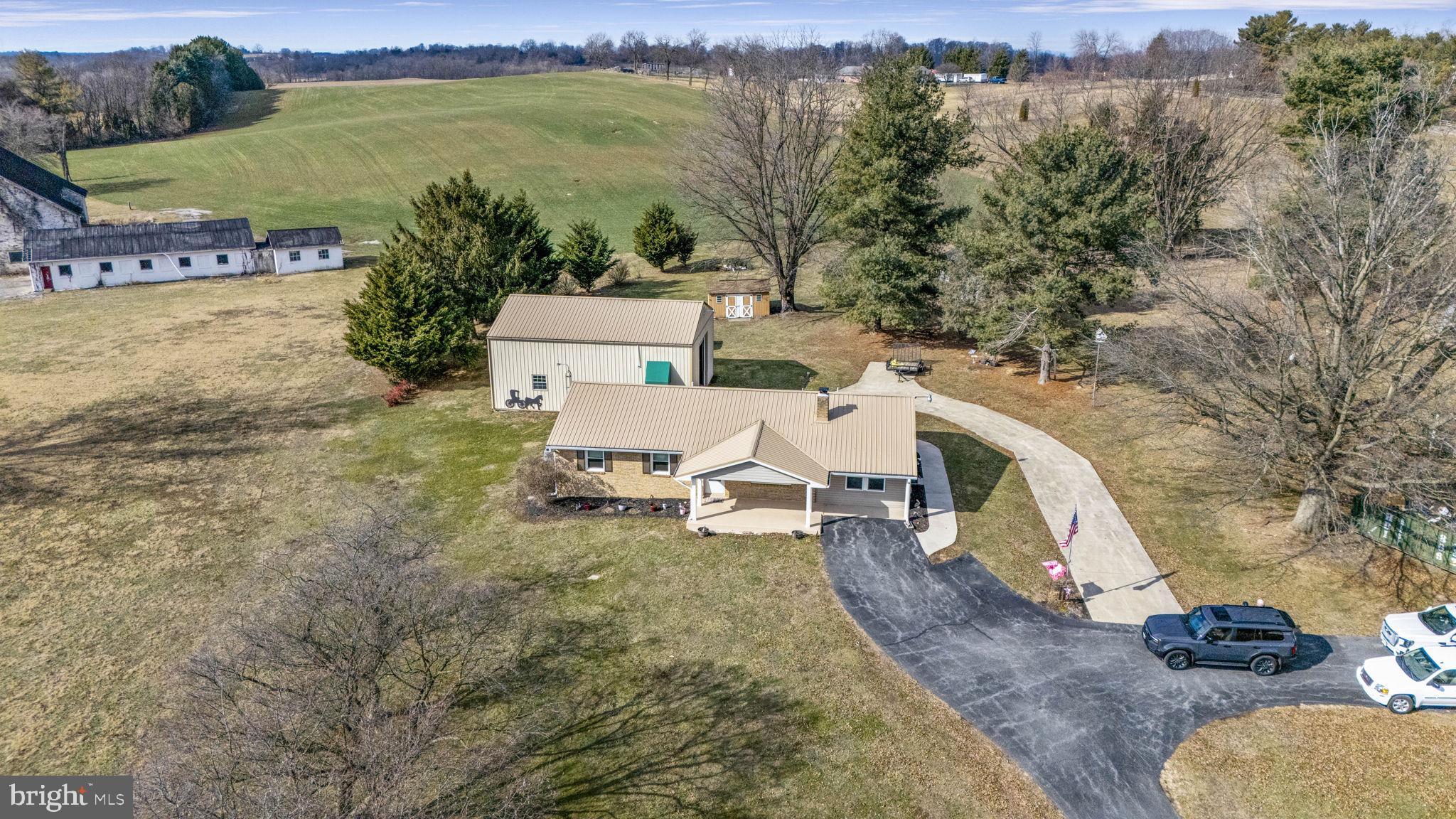 8812 MAPLEVILLE ROAD