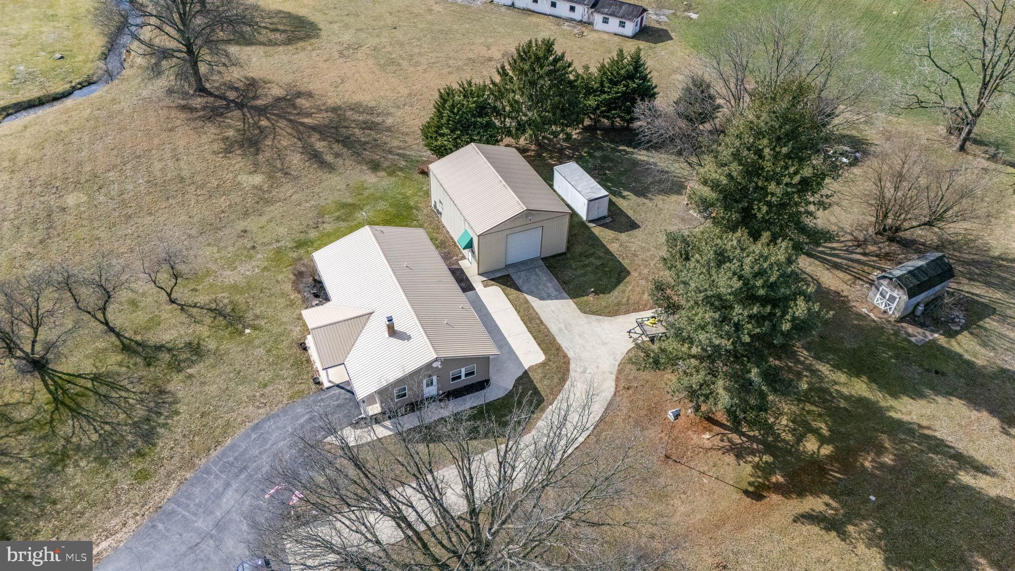 8812 MAPLEVILLE ROAD