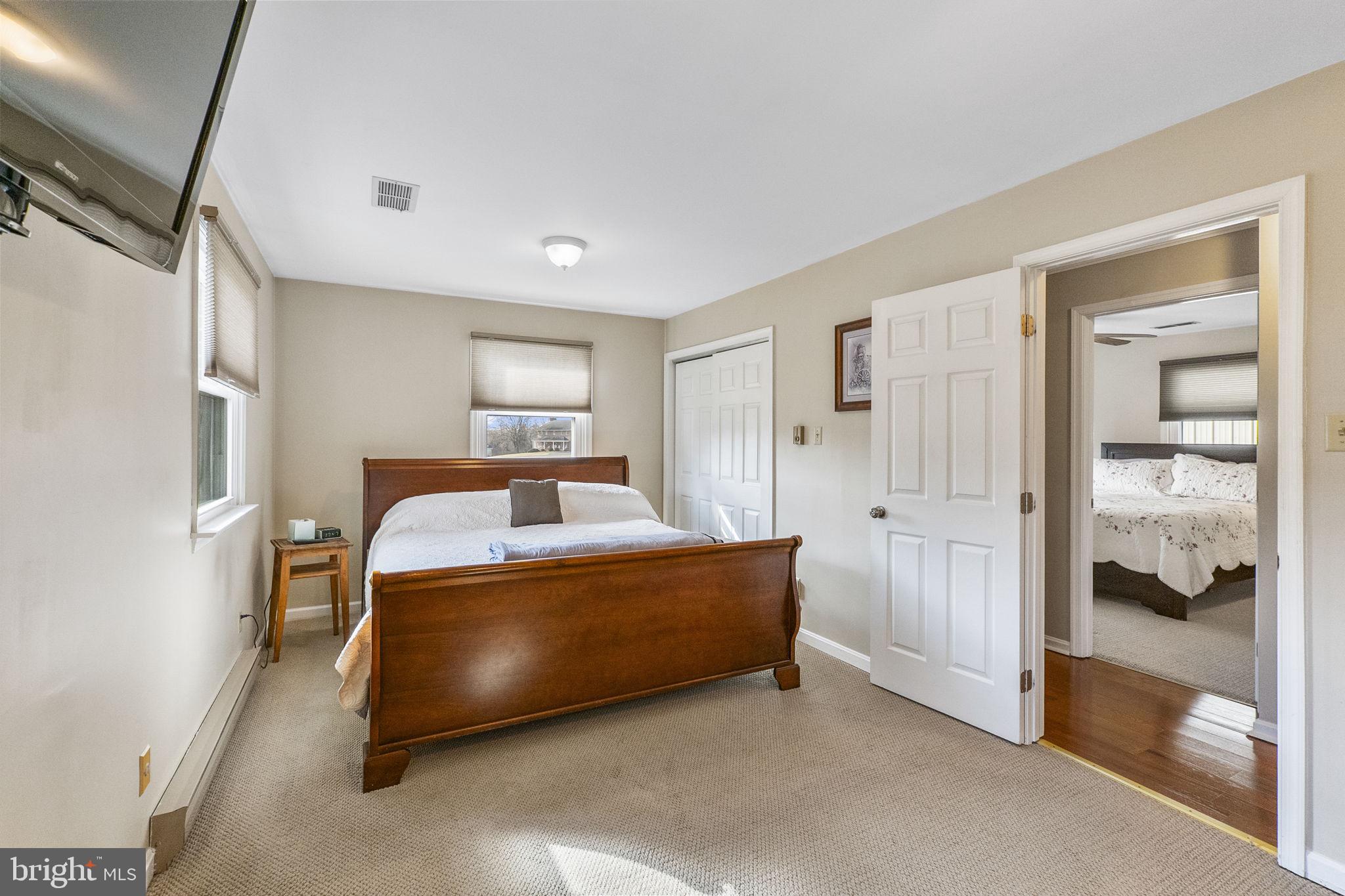 8812 MAPLEVILLE ROAD