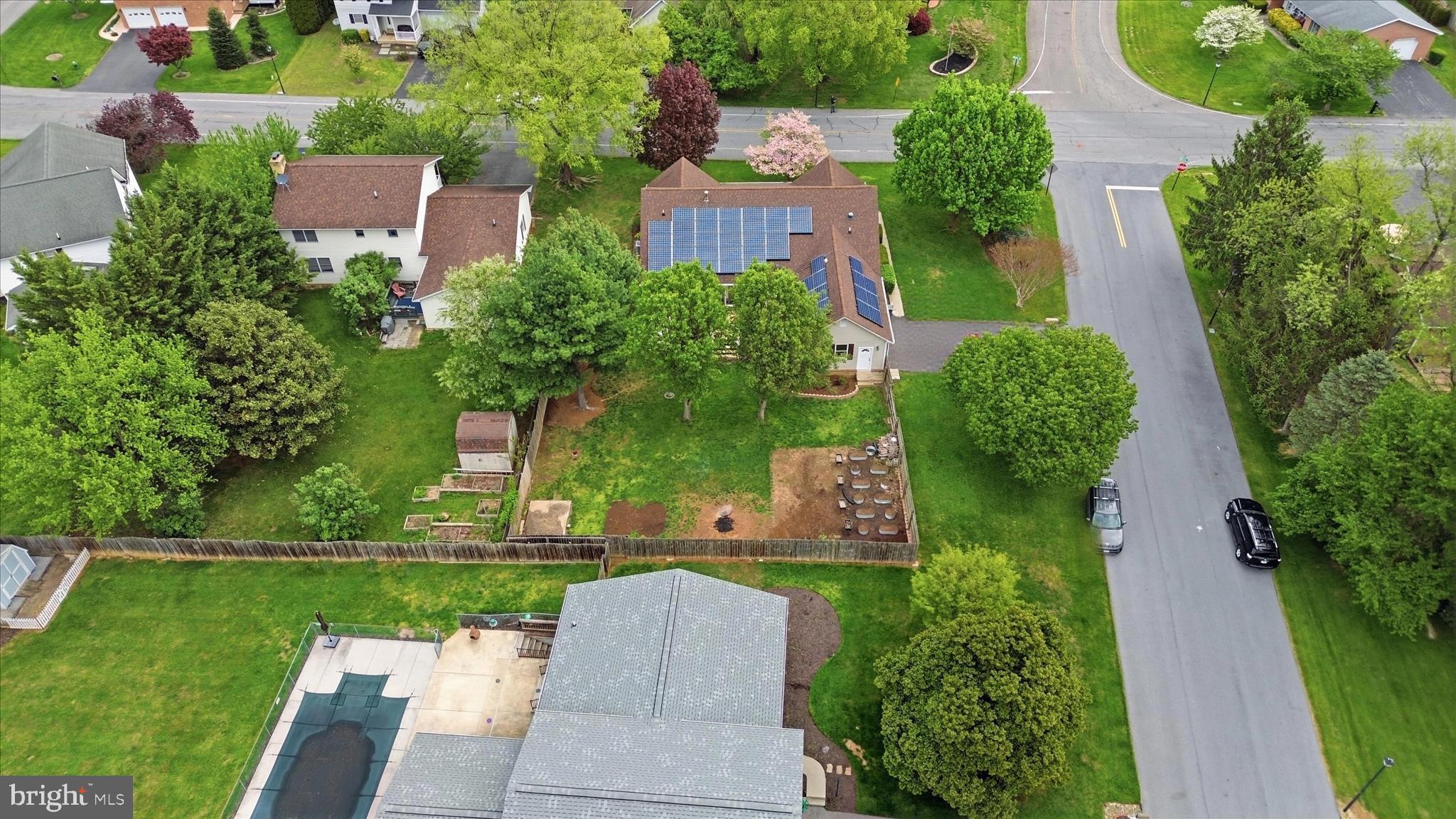 1813 WINSTON DRIVE