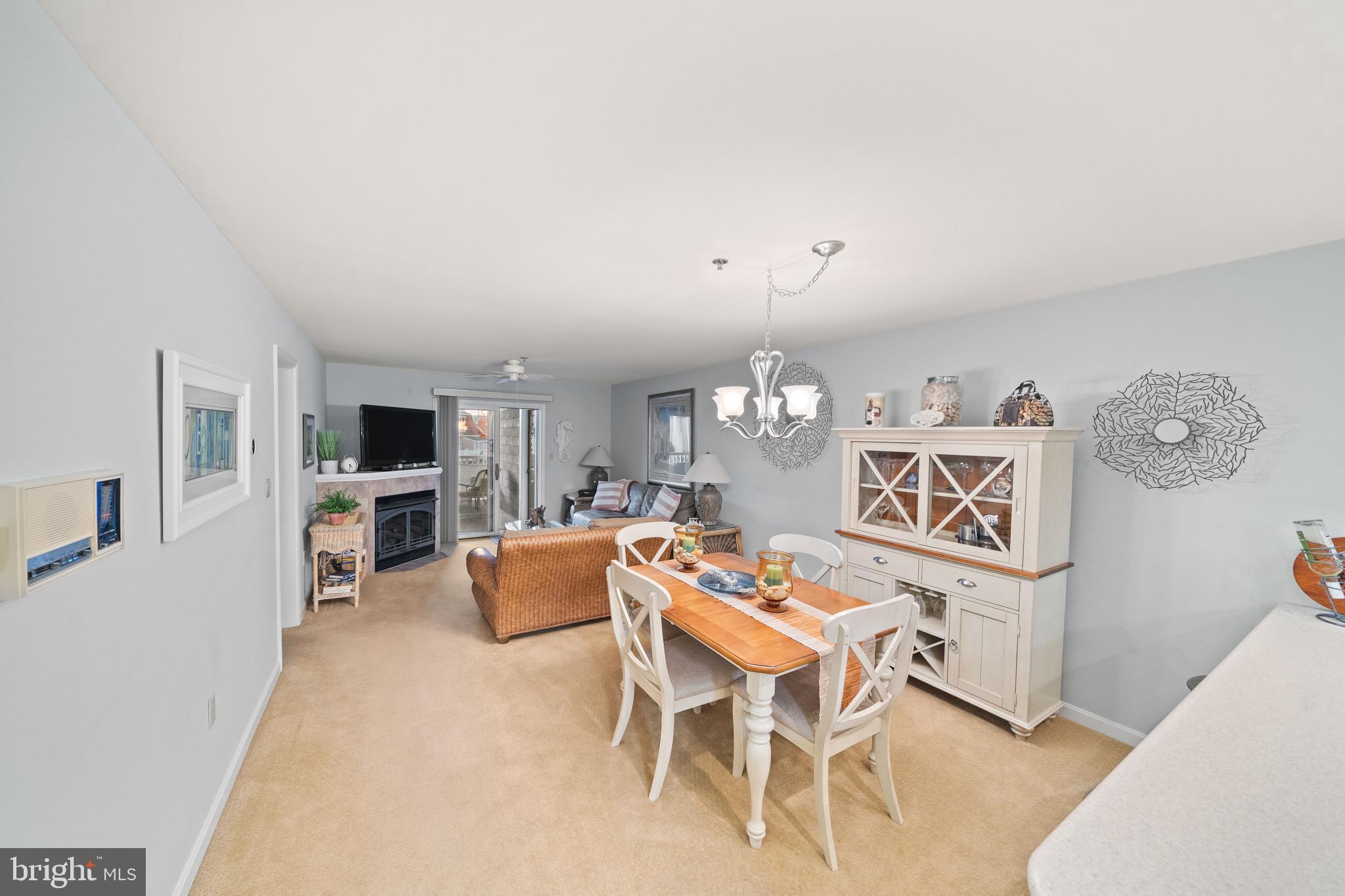 201 S HERON DRIVE A 7