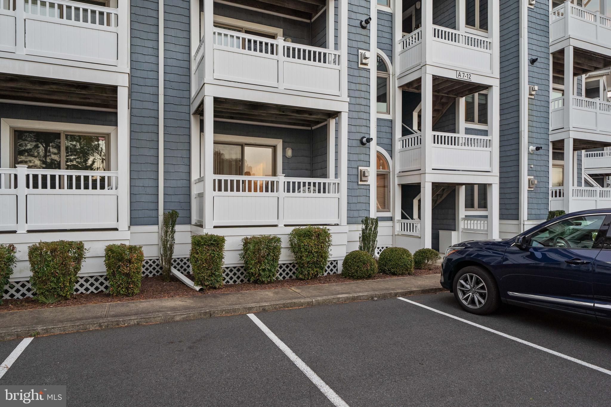 201 S HERON DRIVE A 7