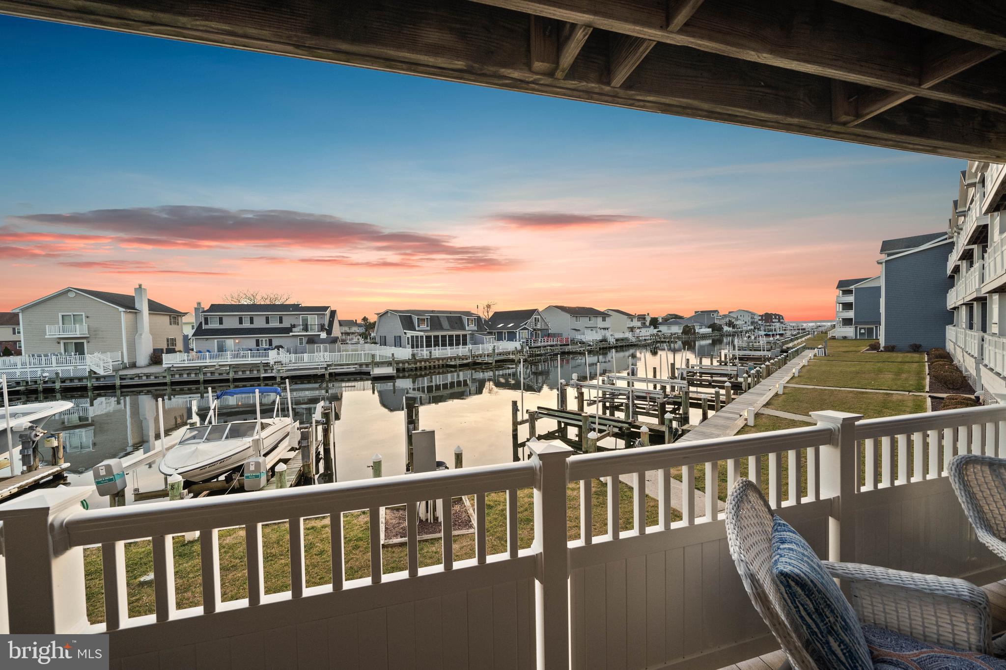 201 S HERON DRIVE A 7