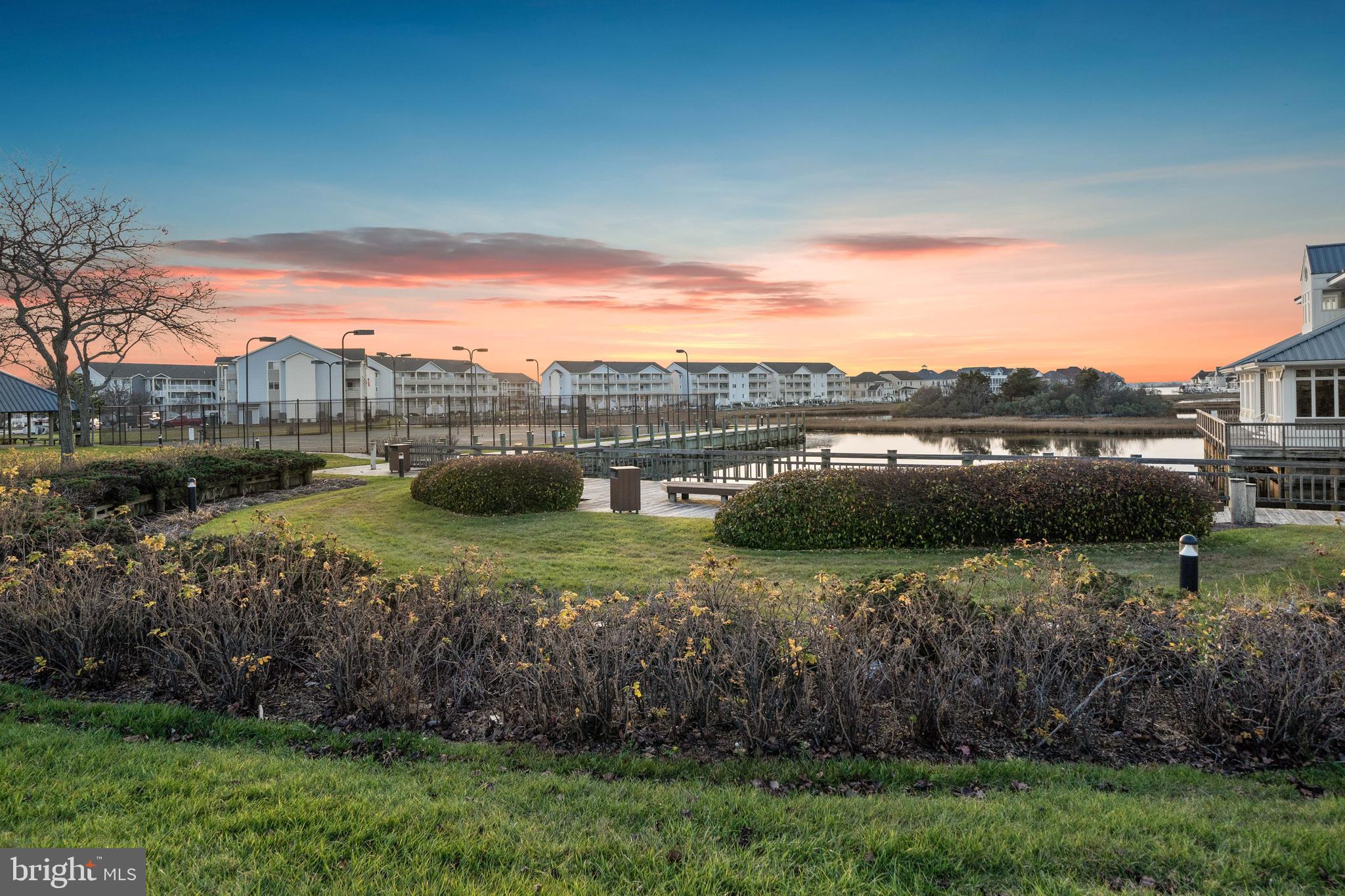 201 S HERON DRIVE A 7