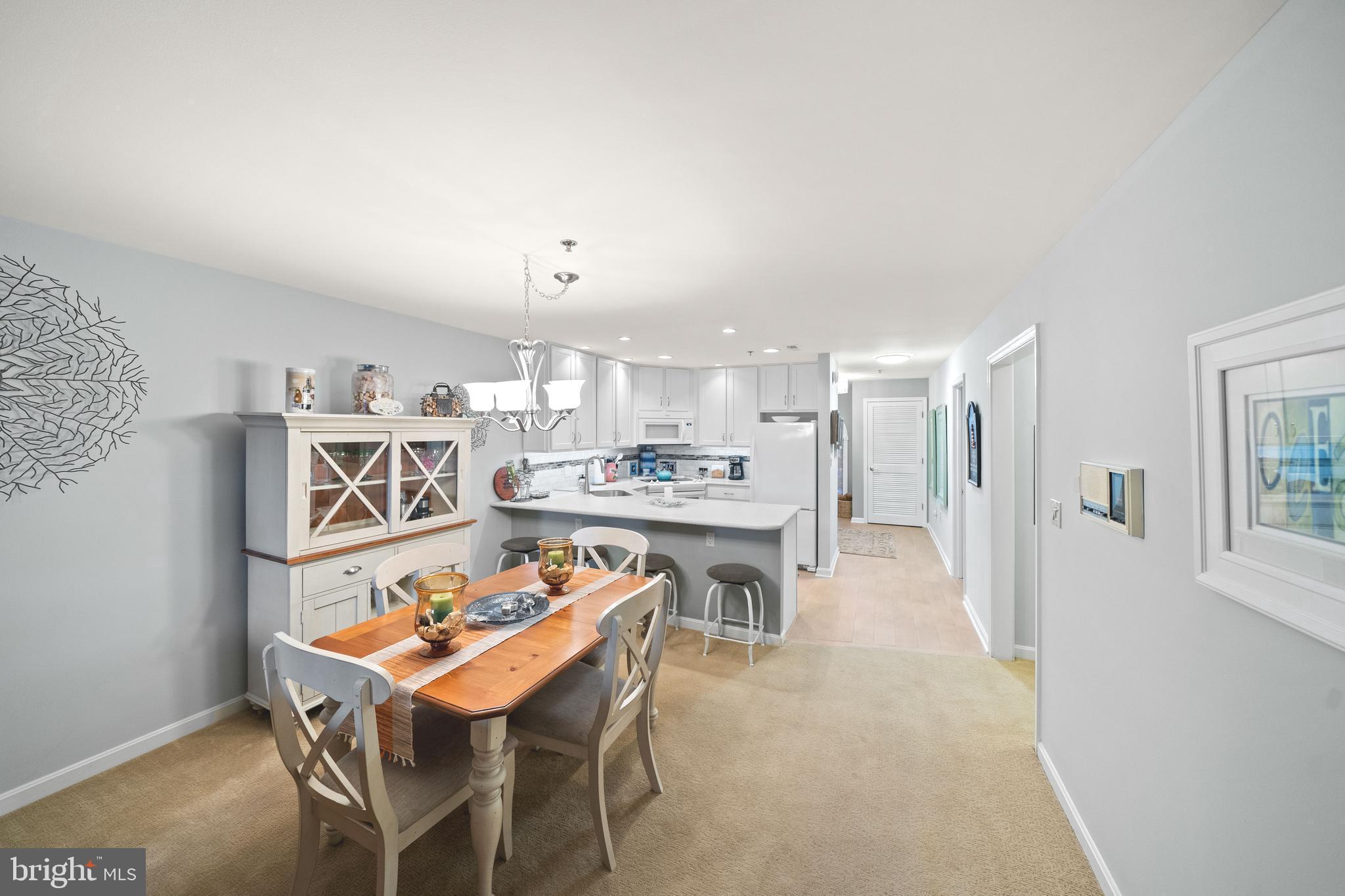 201 S HERON DRIVE A 7