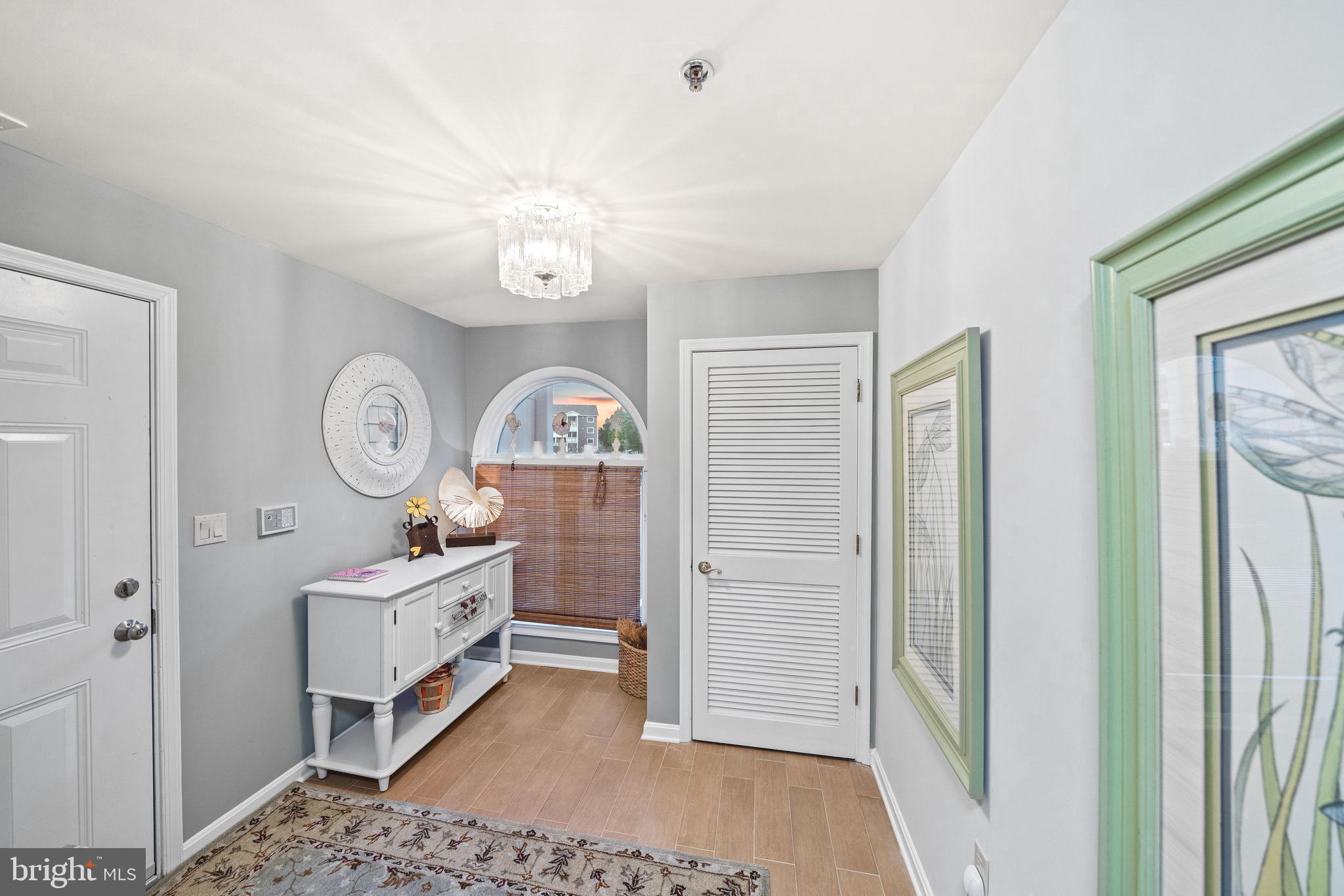 201 S HERON DRIVE A 7