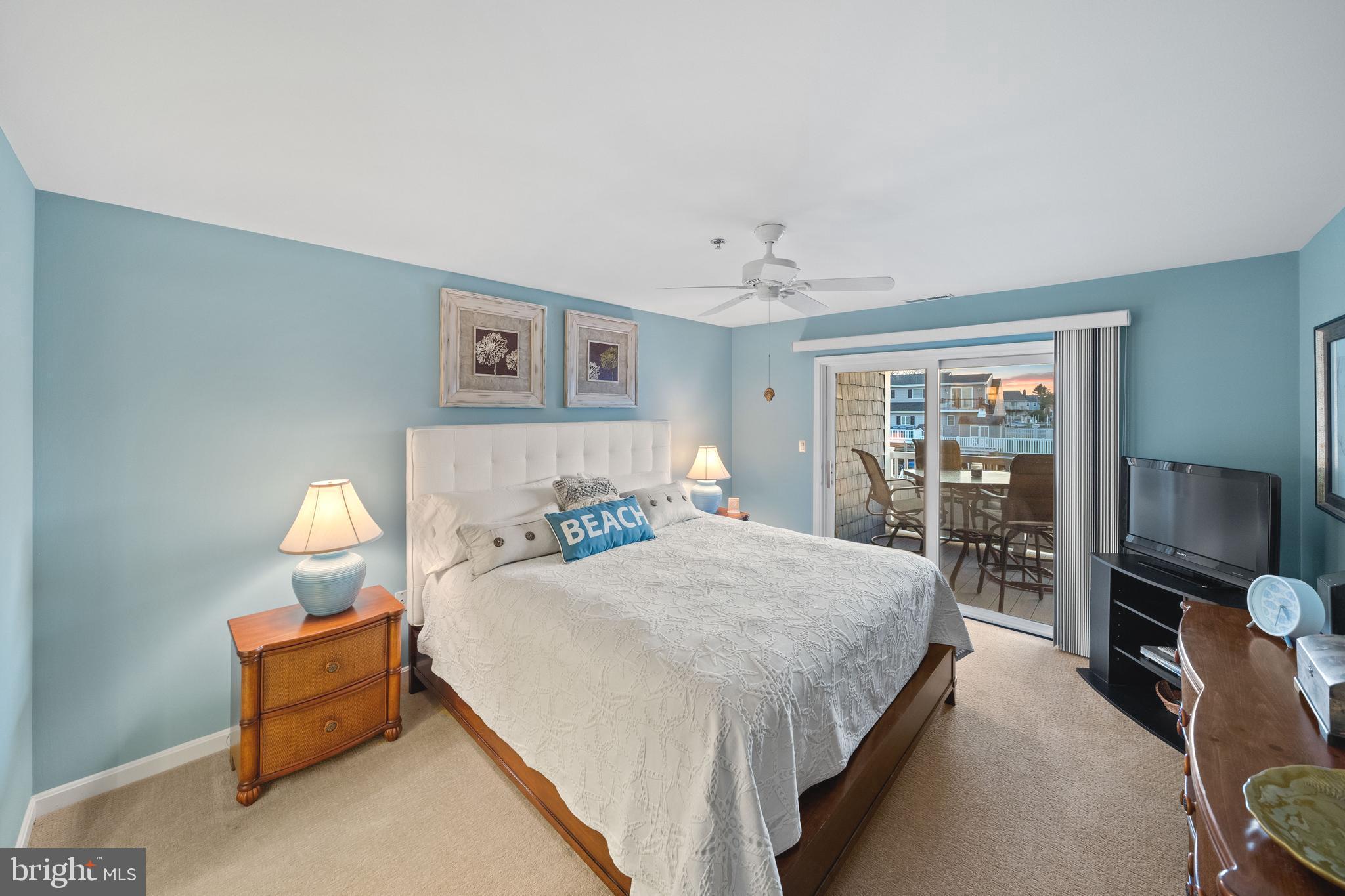 201 S HERON DRIVE A 7