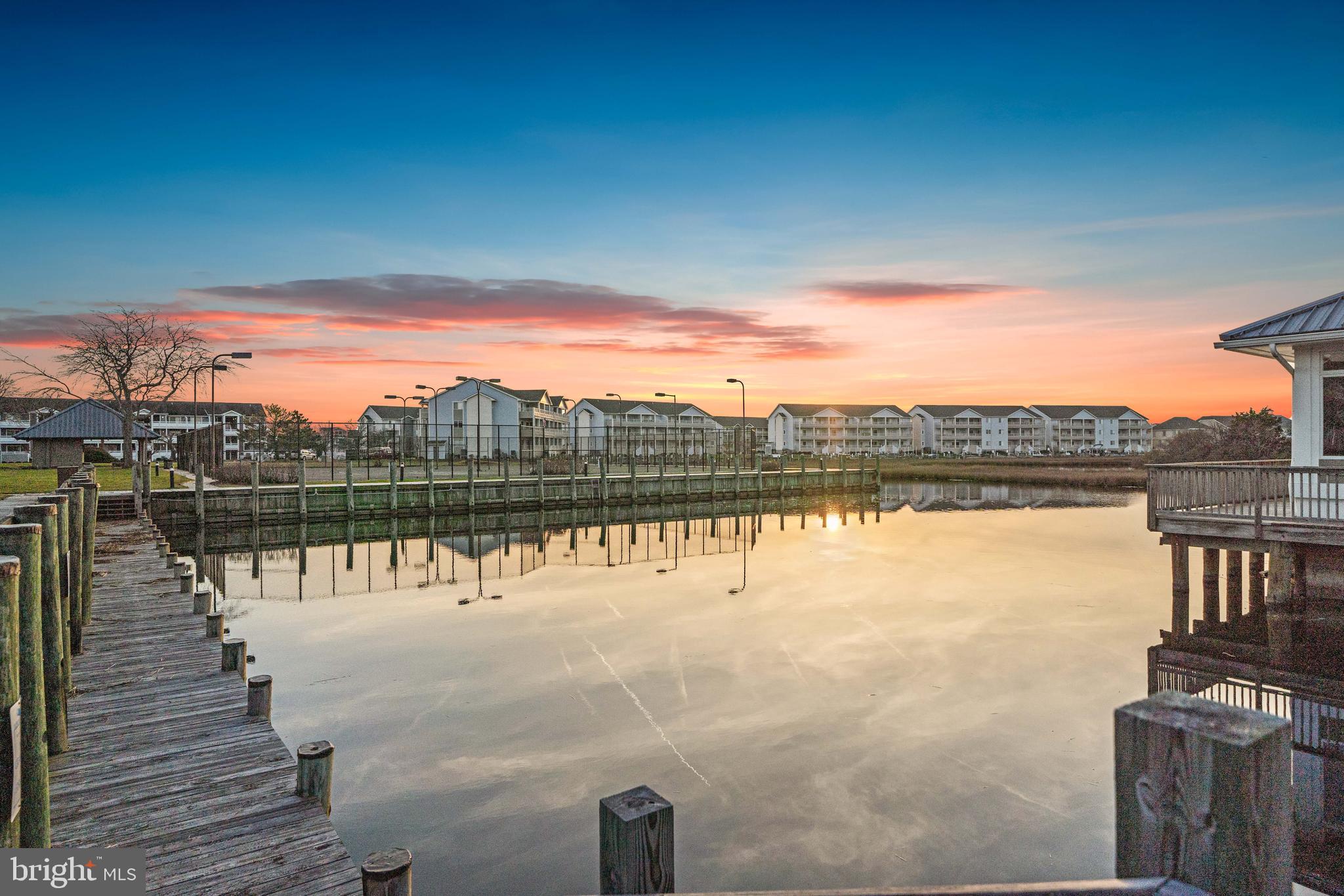 201 S HERON DRIVE A 7