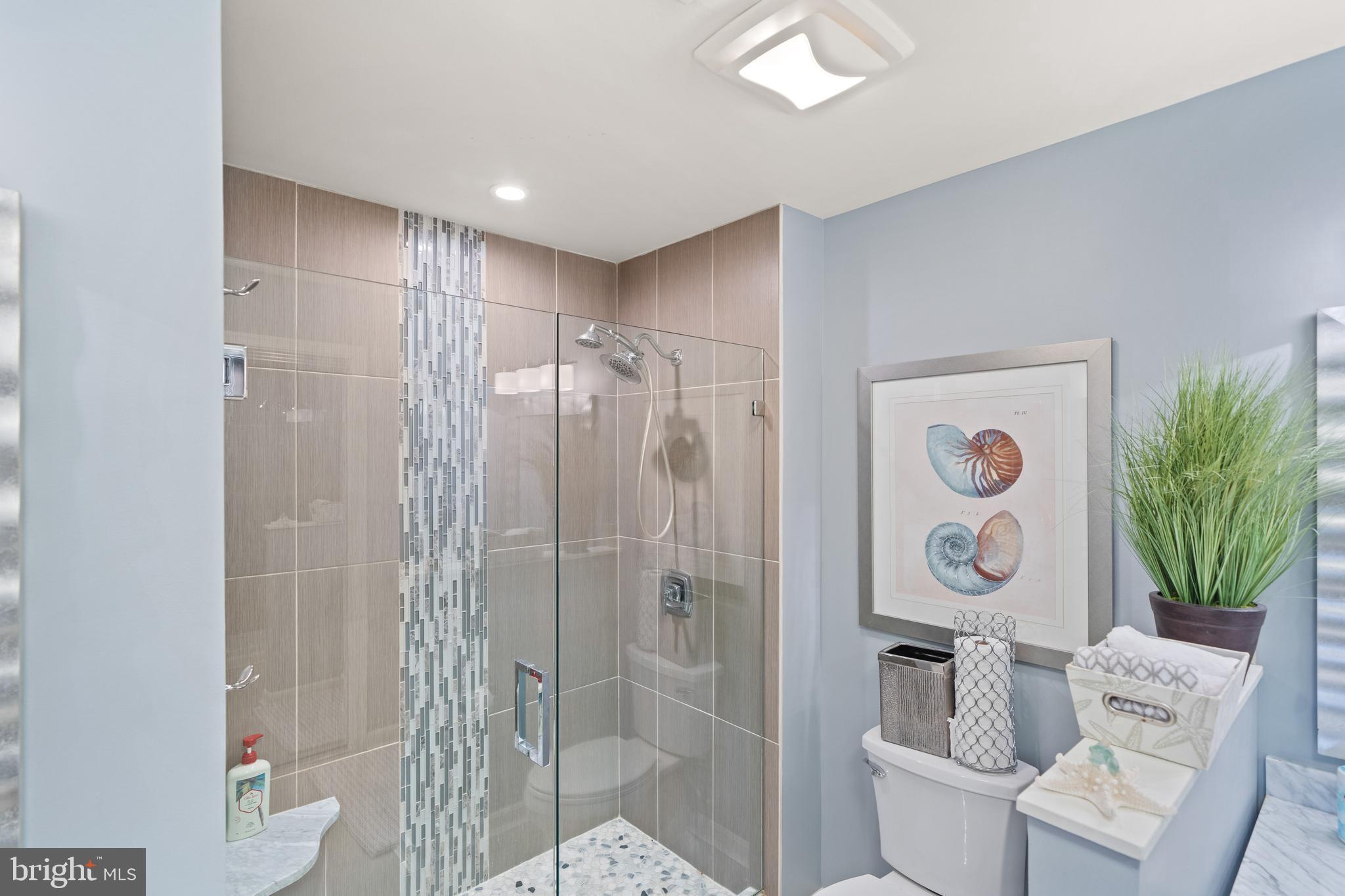 201 S HERON DRIVE A 7