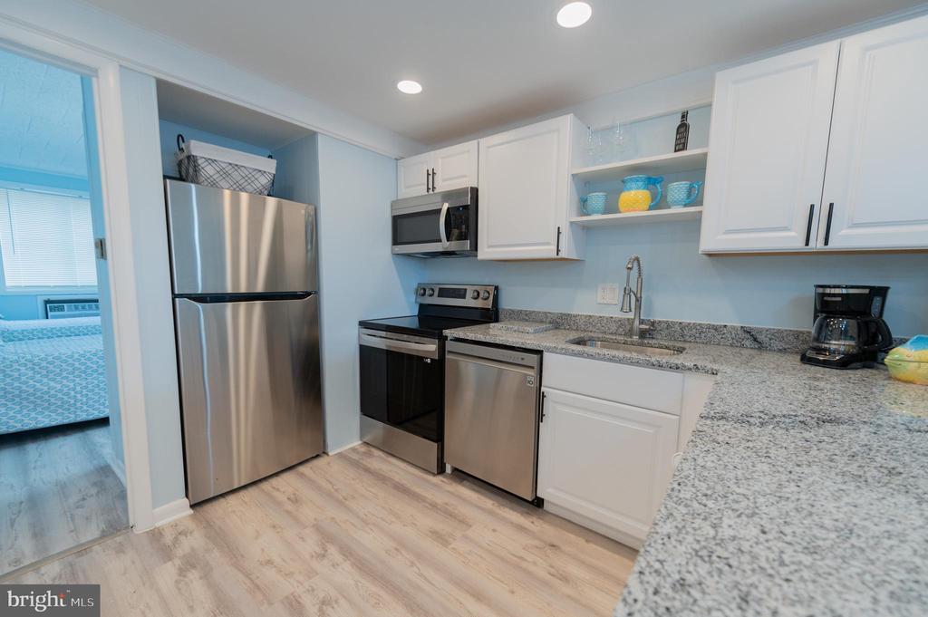 6 141ST STREET 106