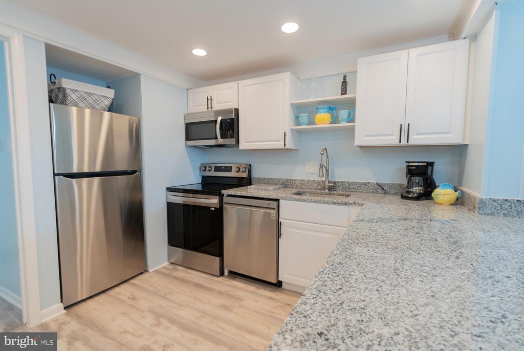6 141ST STREET 106