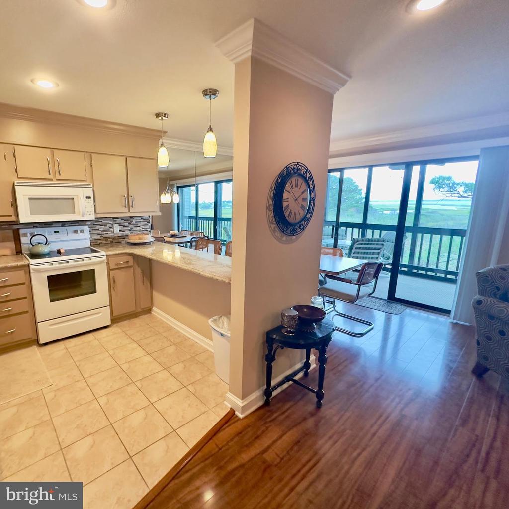 119 OLD LANDING ROAD E203