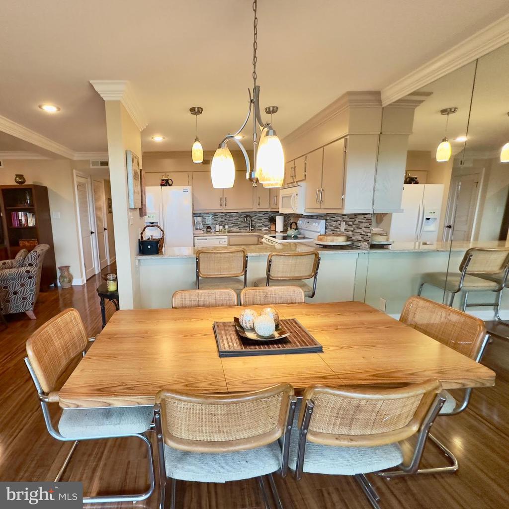 119 OLD LANDING ROAD E203