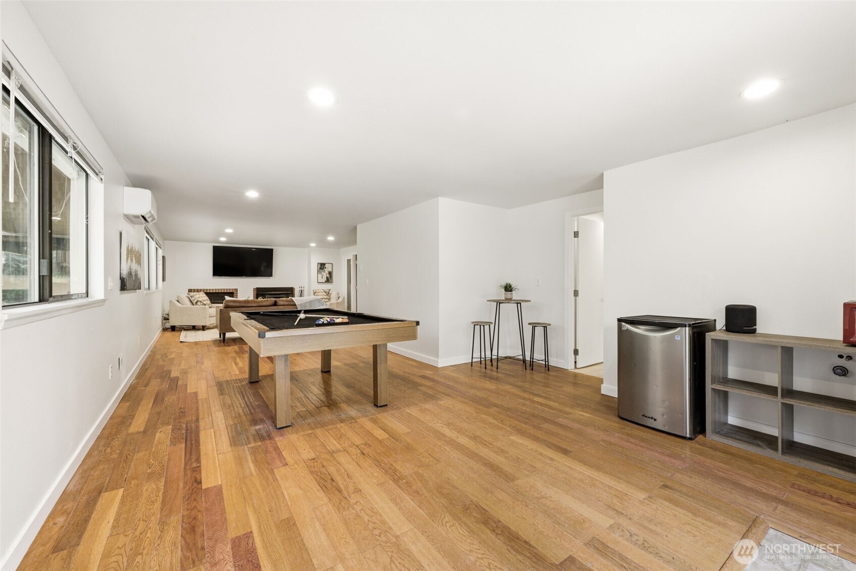 870 10th Lane