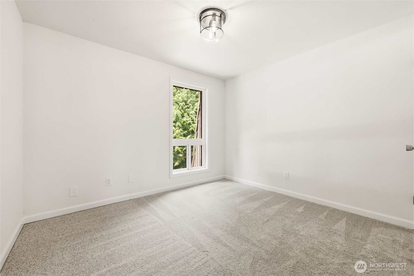 870 10th Lane