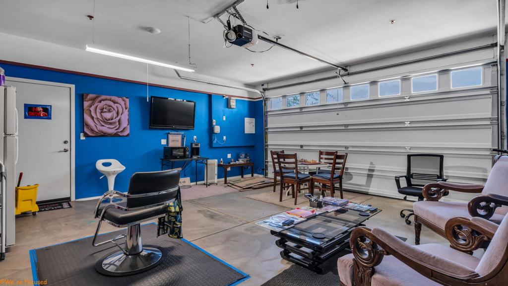 1591 Village Green Way