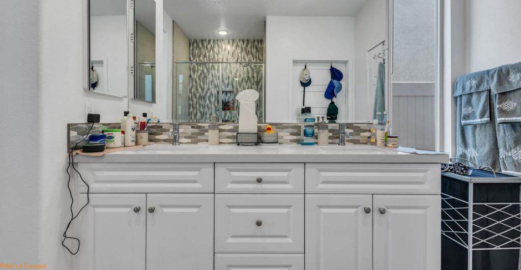 1591 Village Green Way