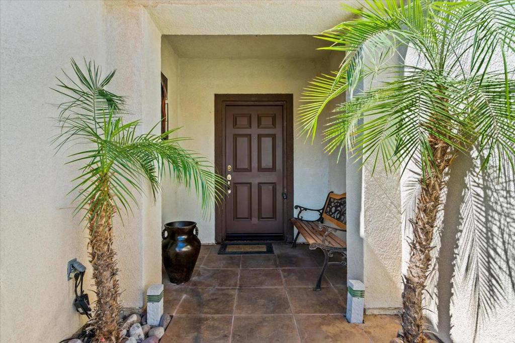 64073 Olympic Mountain Avenue