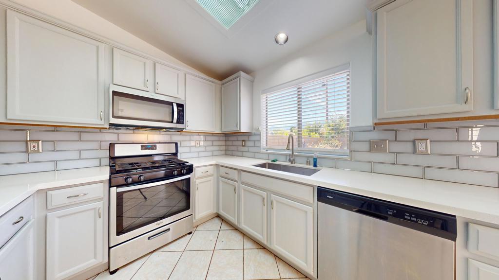 30275 Avenida Los Ninos