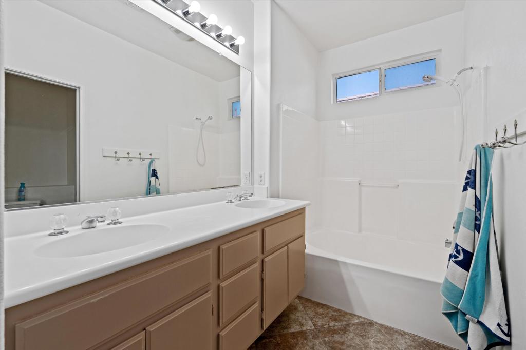 80773 Mountain Mesa Drive