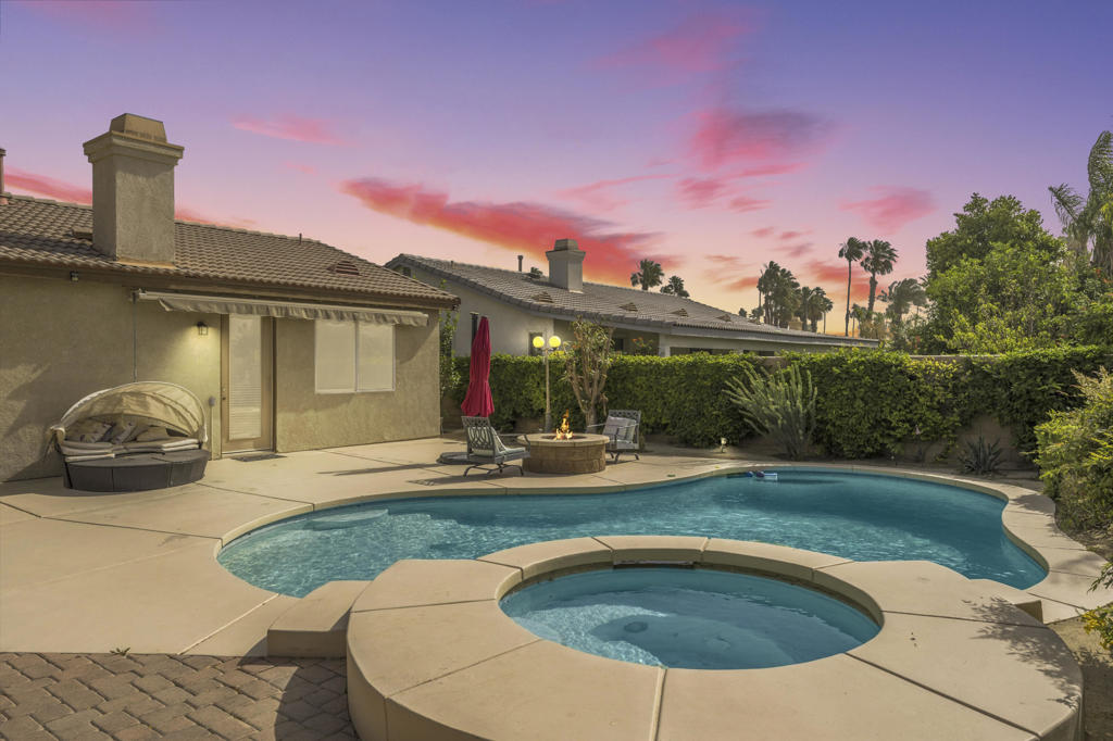 80773 Mountain Mesa Drive