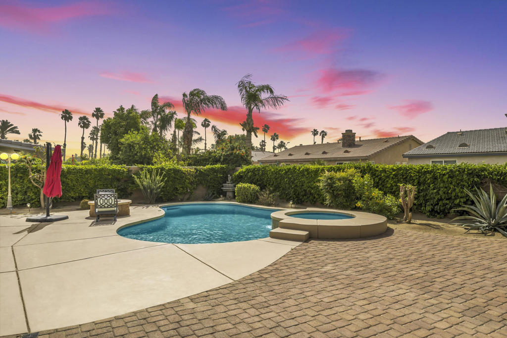 80773 Mountain Mesa Drive