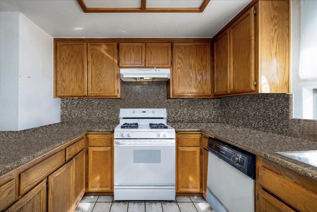 31547 Whispering Palms Trail