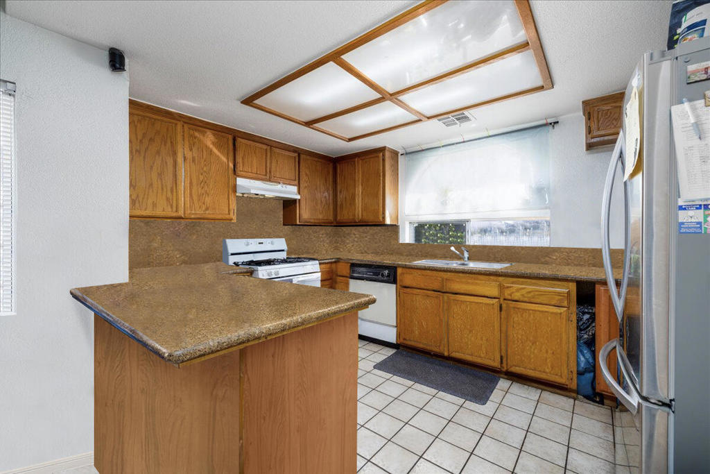 31547 Whispering Palms Trail