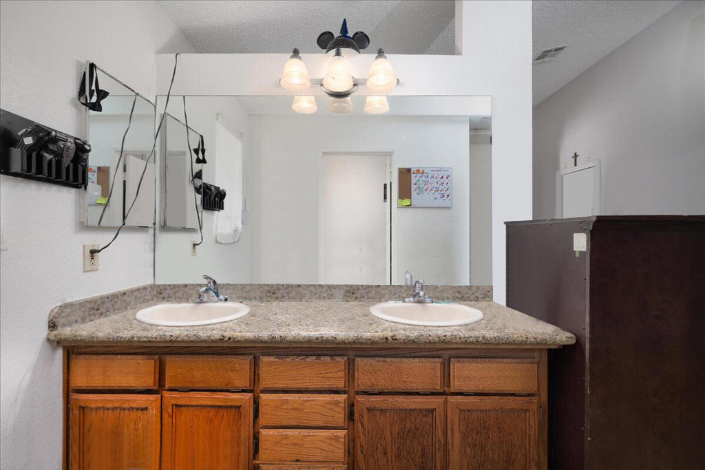 31547 Whispering Palms Trail