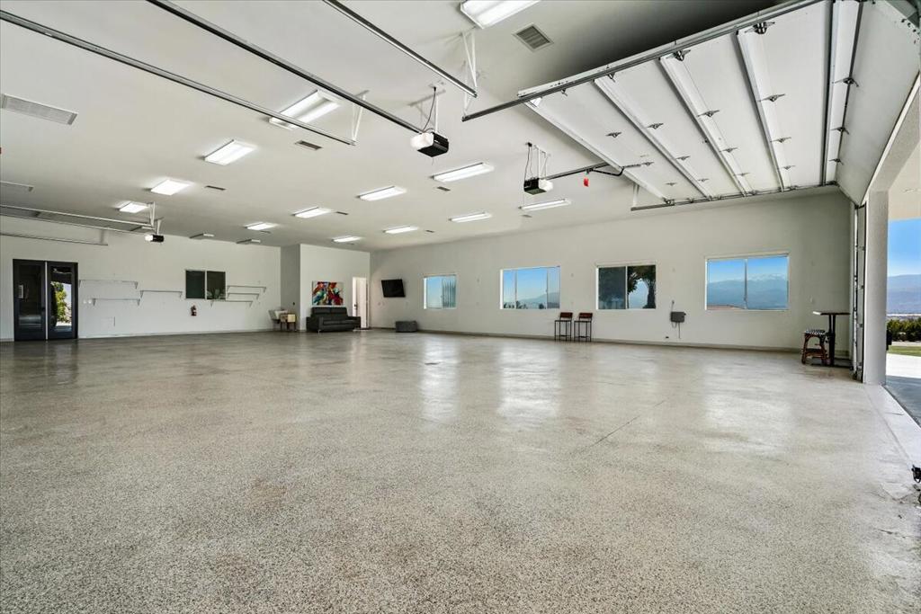 28225 Via Las Palmas