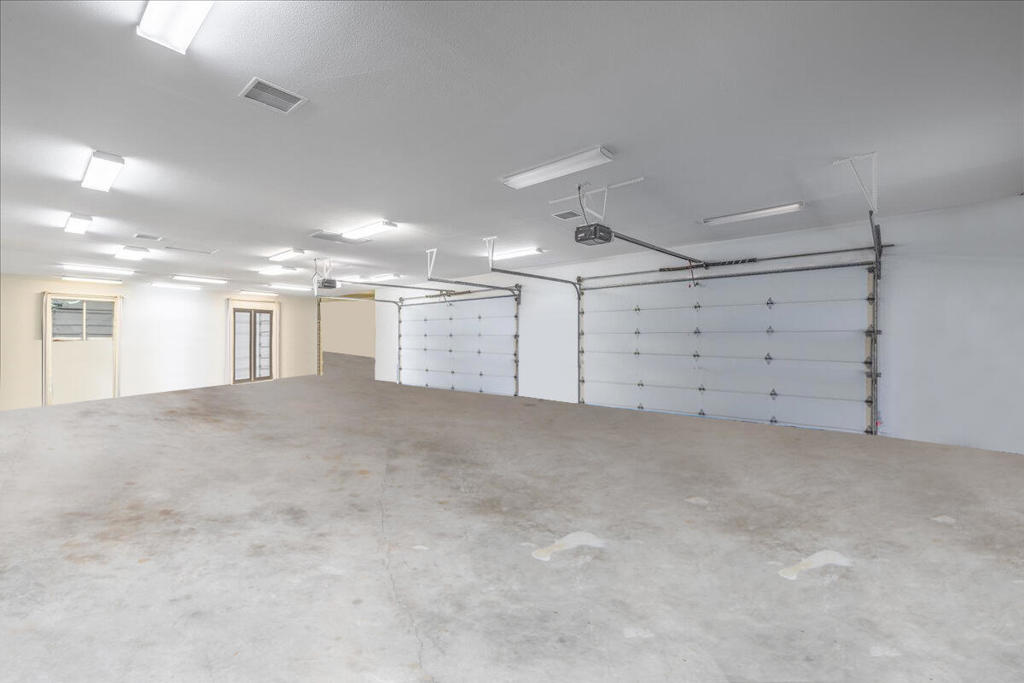 28225 Via Las Palmas