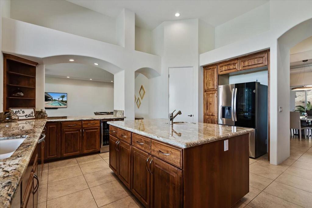 28225 Via Las Palmas