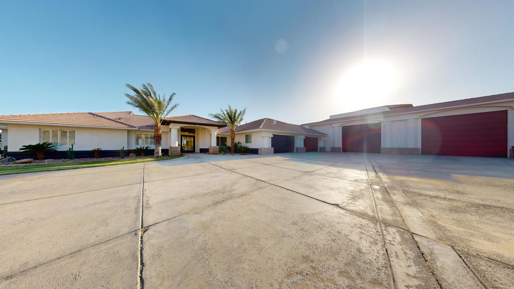 28225 Via Las Palmas