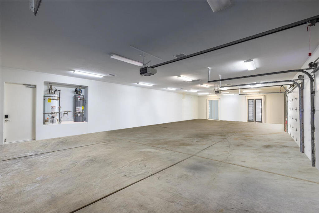 28225 Via Las Palmas