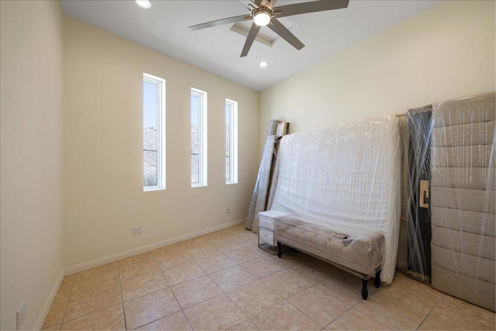 28225 Via Las Palmas