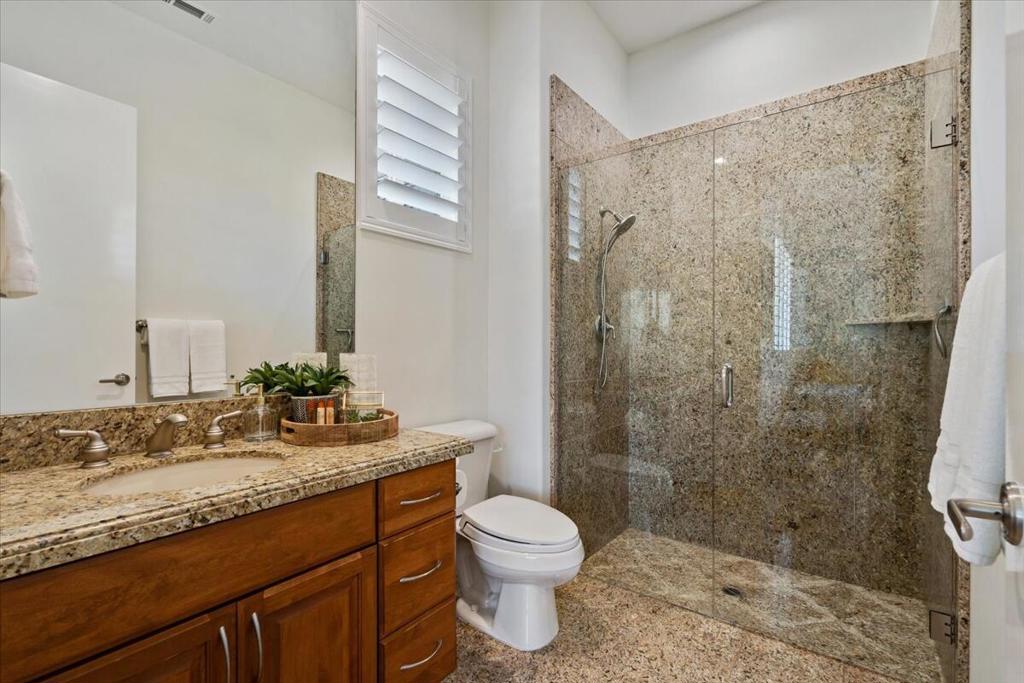 28225 Via Las Palmas