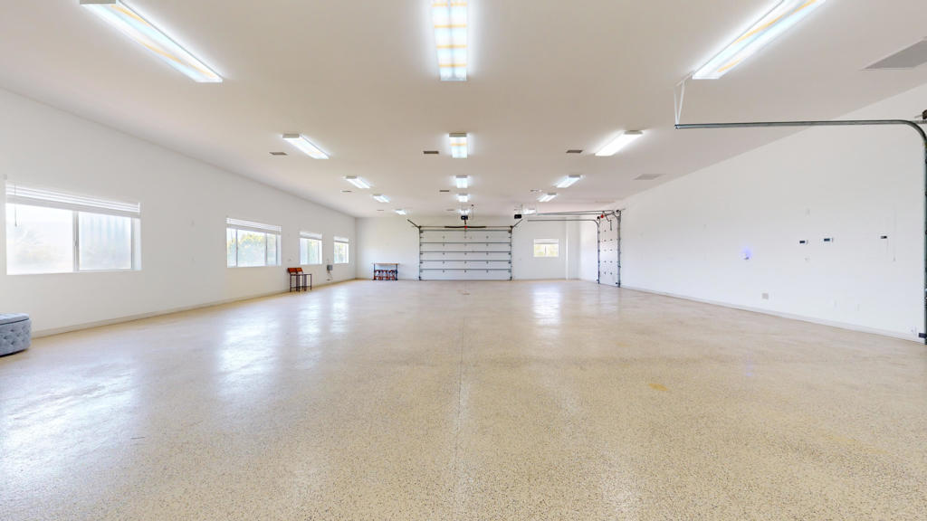 28225 Via Las Palmas