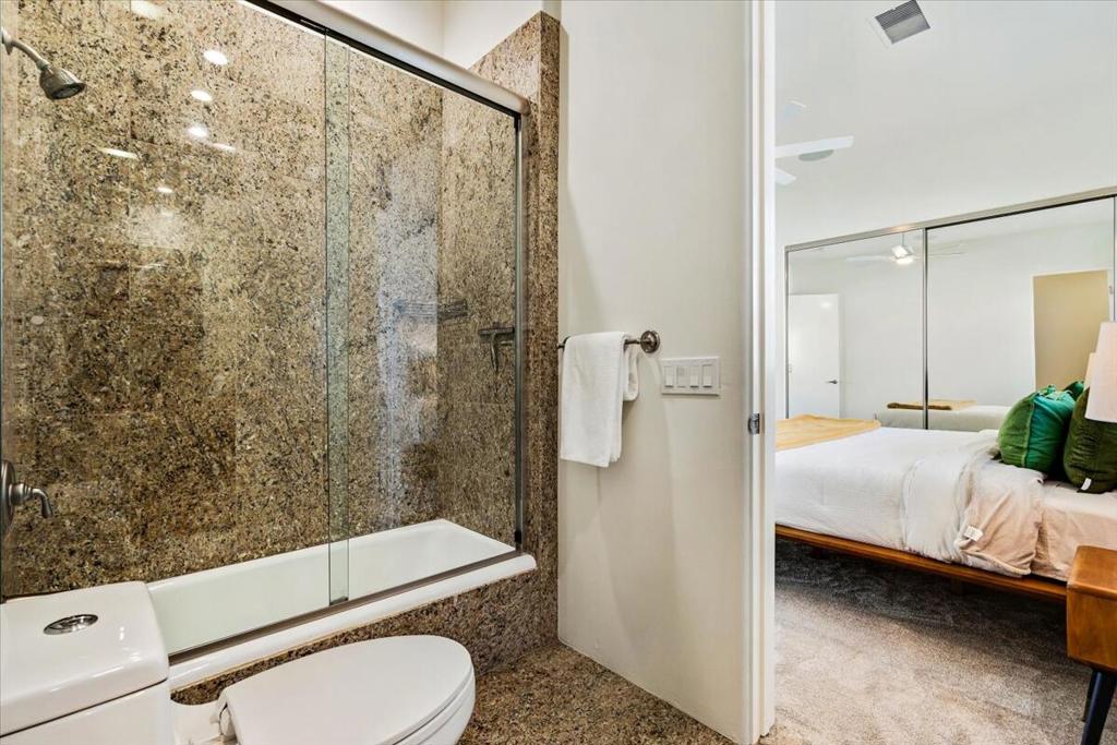 28225 Via Las Palmas