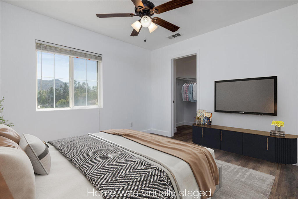 26949 Shelter Cove Court