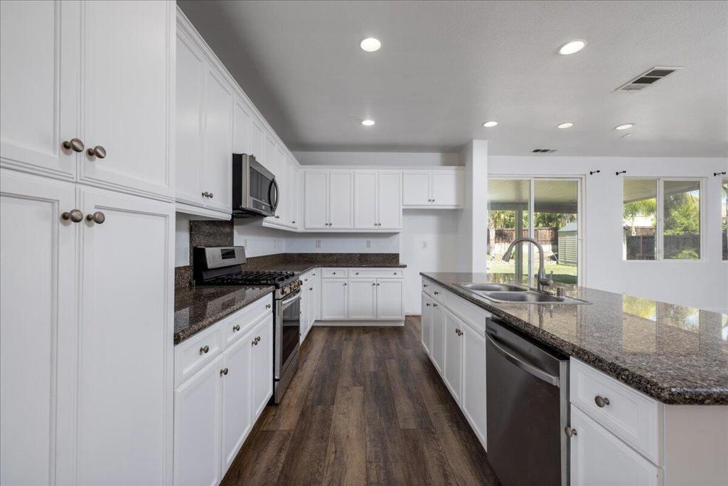 26949 Shelter Cove Court