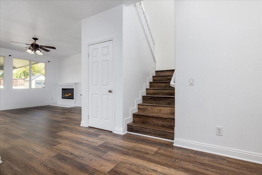 26949 Shelter Cove Court