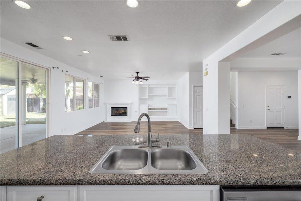 26949 Shelter Cove Court