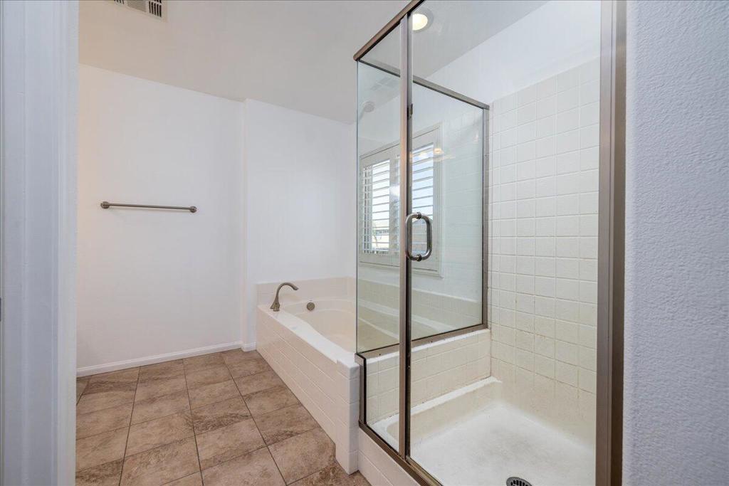 26949 Shelter Cove Court