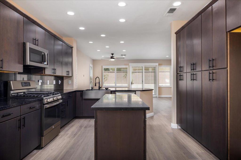 78544 Iron Bark Drive