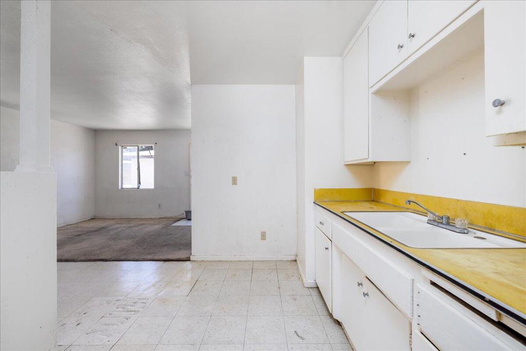 249 & 255 W 6th Street