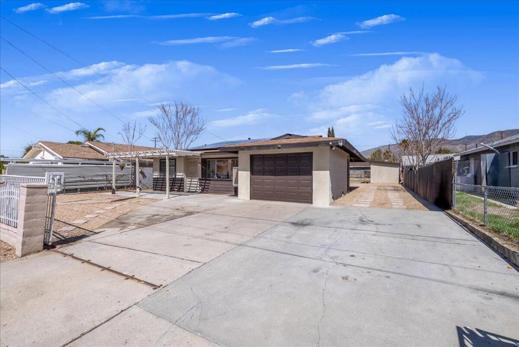 249 & 255 W 6th Street